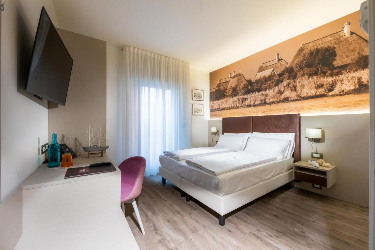 Hotel Casa Costiera Caorle Exterior photo
